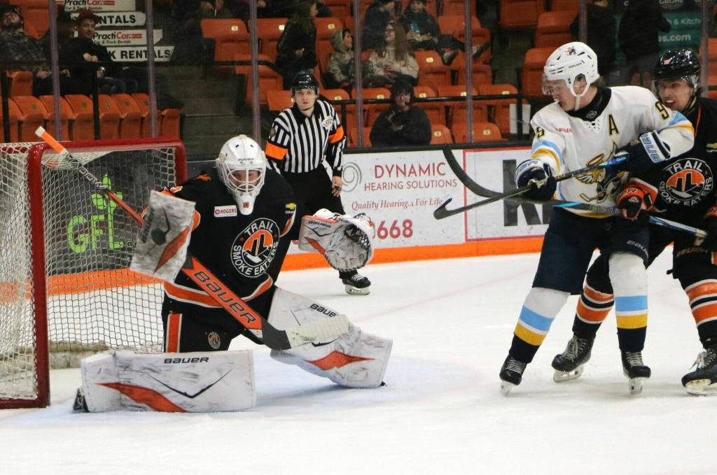 Spruce Grove shuts out Trail Smoke Eaters on home ice